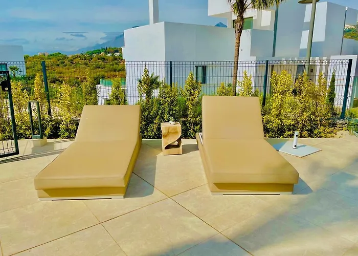 Exclusive New Within Santa Clara And Golf & Country Club Marbella